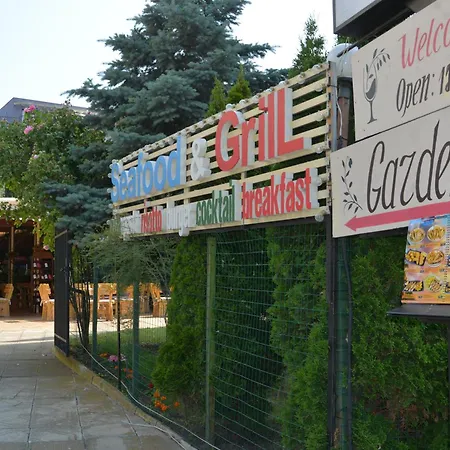 Хотел Rainbow 3 Club