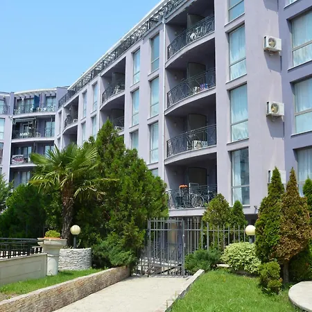 فندق Rainbow 3 Club 3*