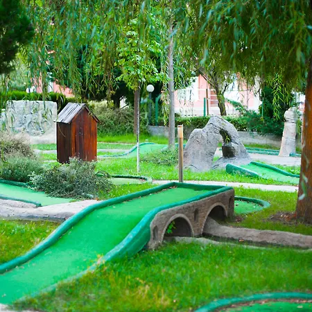 Rainbow 3 Club 3* Sluneční pobřeží